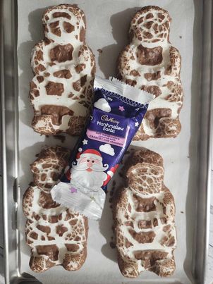 Mallow Santas | Freeze Dried Marshmallow Santa